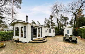 Awesome caravan in Beekbergen with 2 Bedrooms